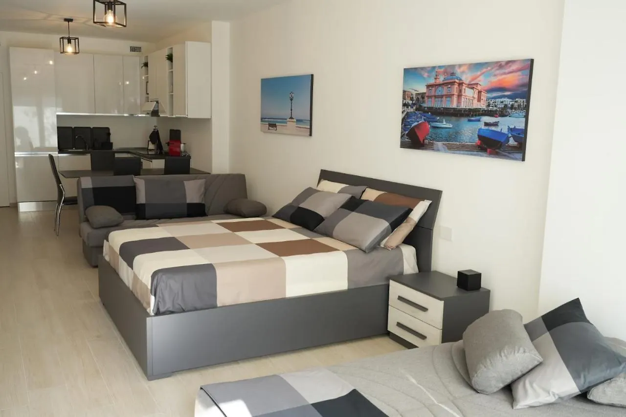 Homega - City Center New Apartment Бари