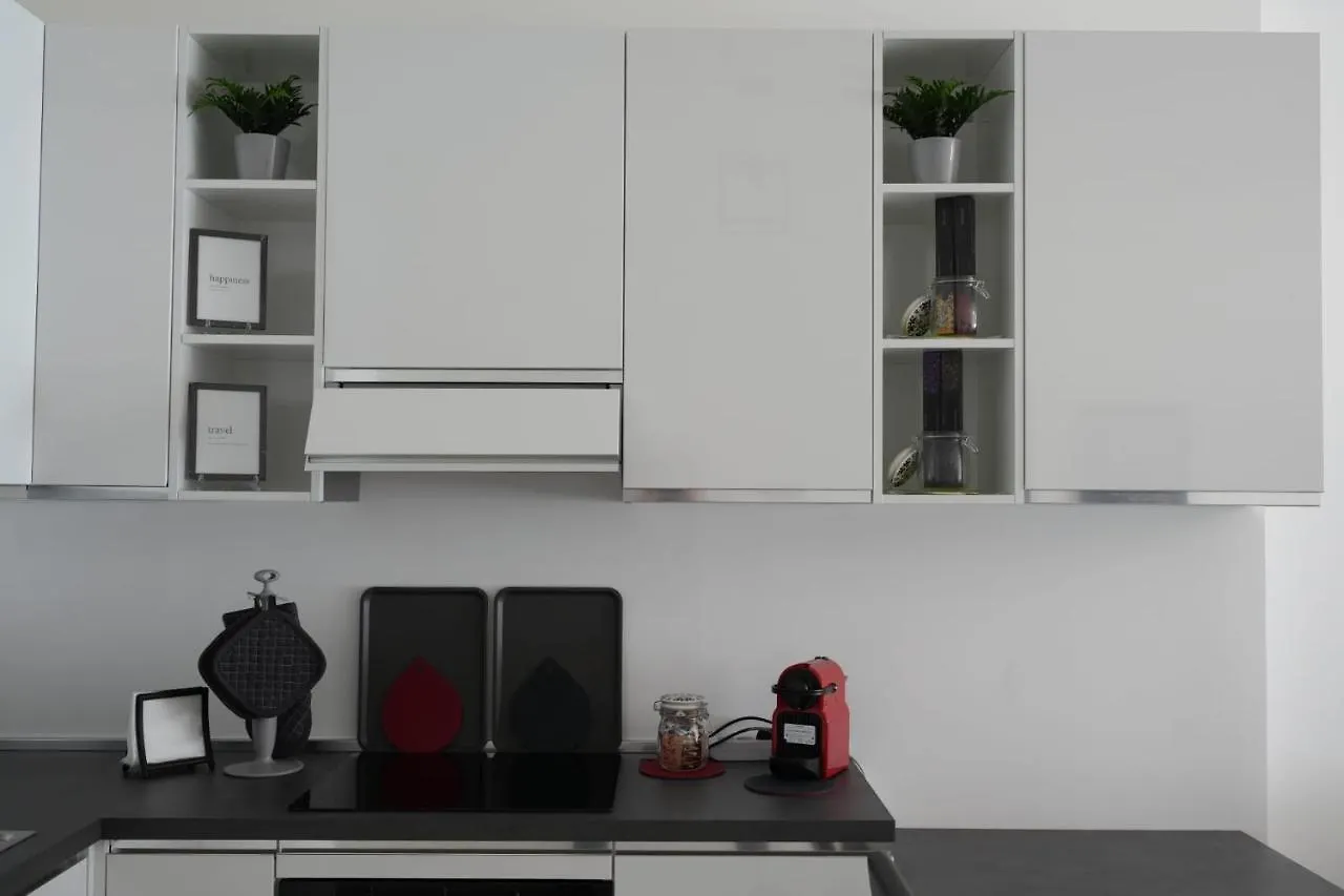Homega - City Center New Apartment Bari